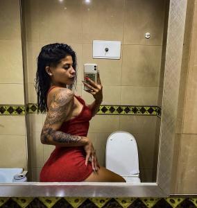 642076586: Chica busca chico en Granada