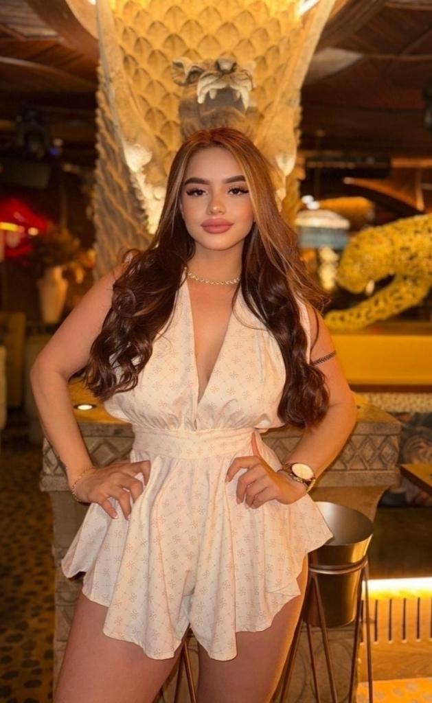 639836228: Chica busca chico en Pontevedra