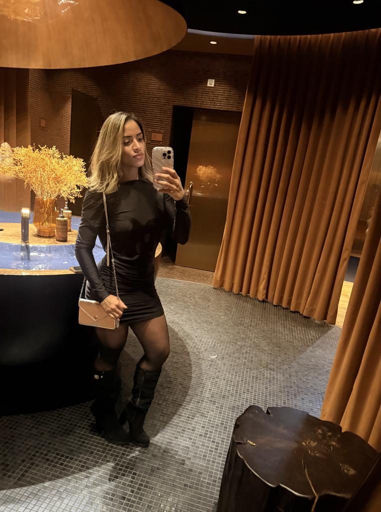 685523607: Chica busca chico en Málaga