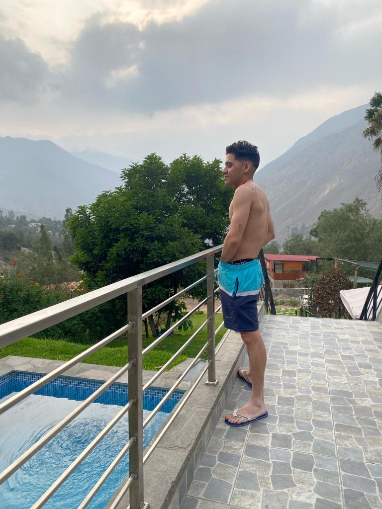 614703200: Chico busca chica en Madrid