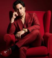 697824404: Chico busca chica en Barcelona