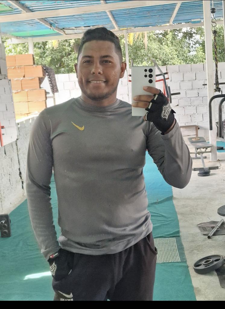 614249986: Chico busca chica en Cantabria