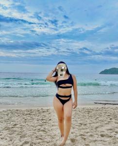 672886635: Chica busca chico en Navarra