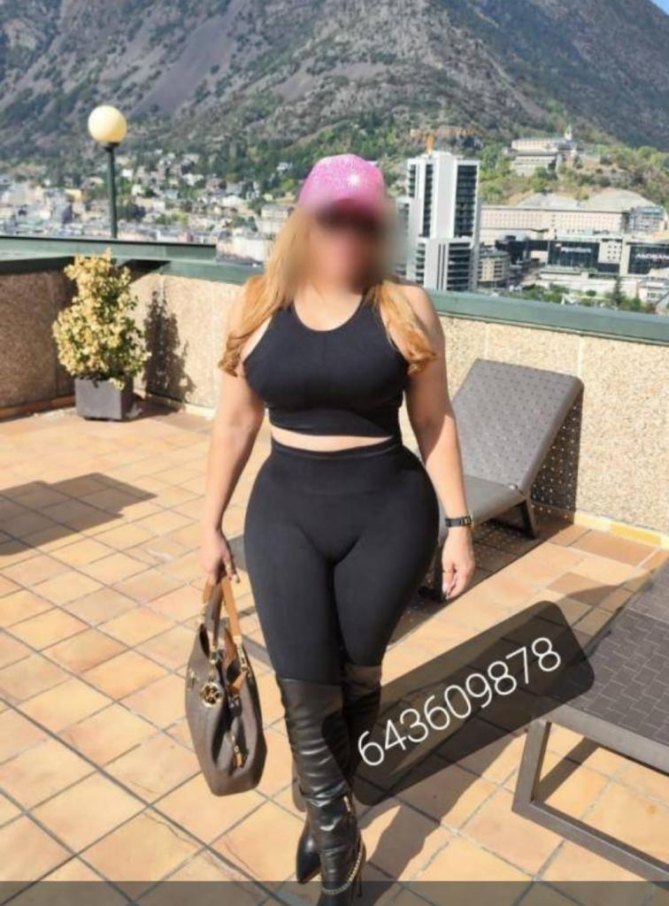 643609878: Chica busca chico en Granada