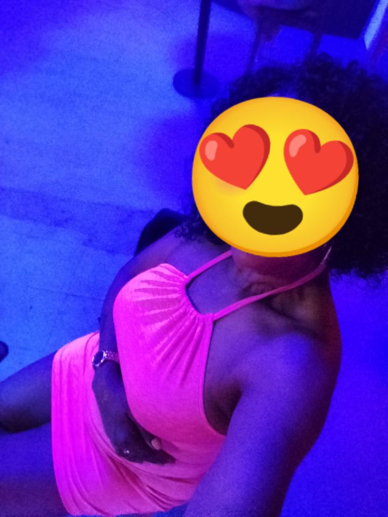 Chica busca chico en Orense: 