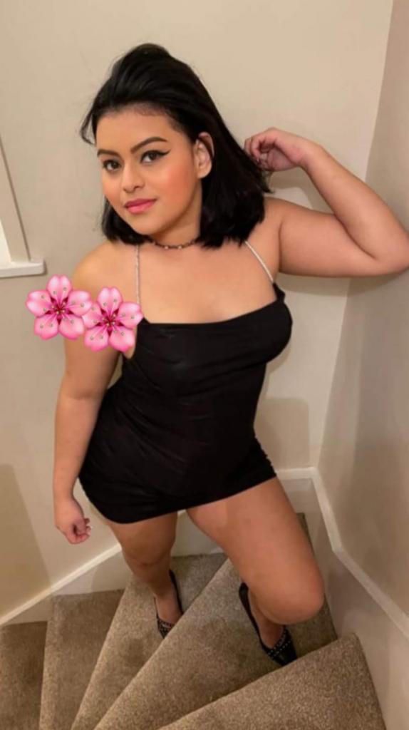 637050739: Chica busca chico en Barcelona