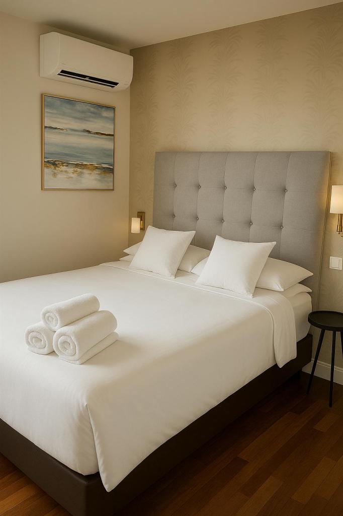 667599448:  en Málaga