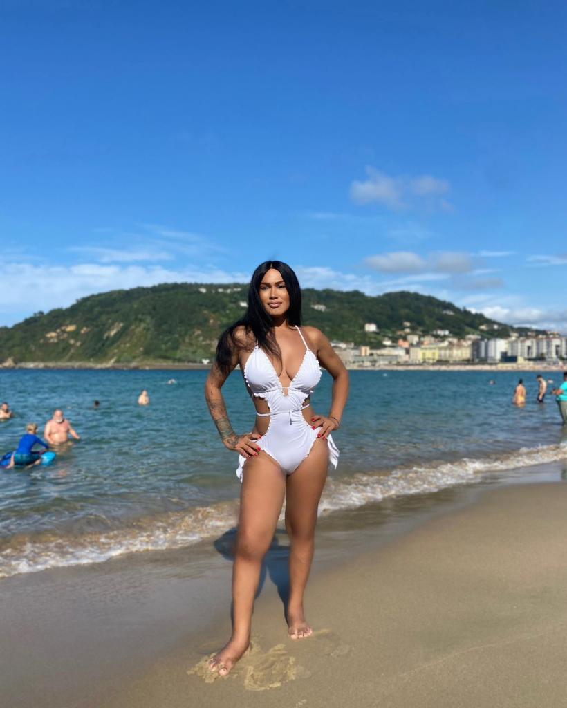 697229451: Transexual en Álava