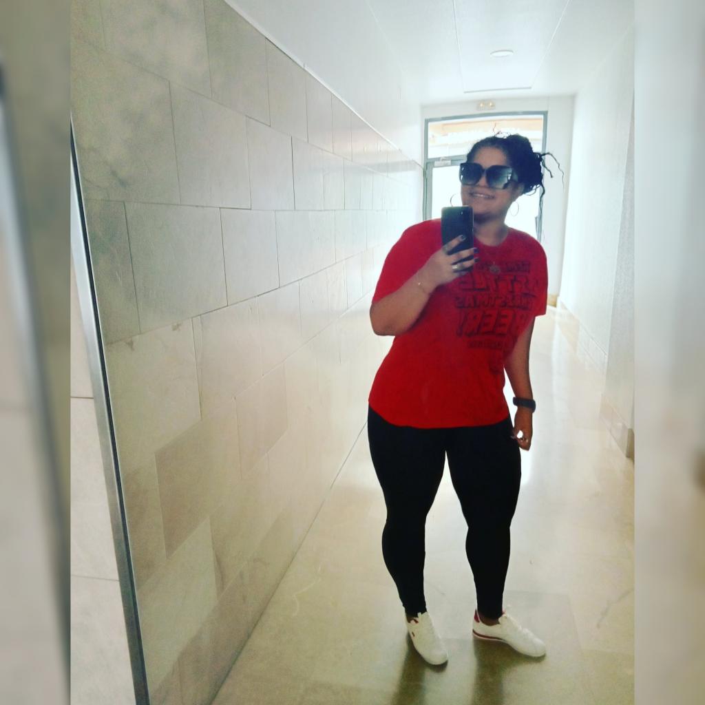 634085573: Chica busca chico en Murcia