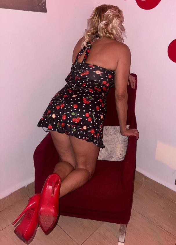 614697548: Chica busca chico en Mallorca