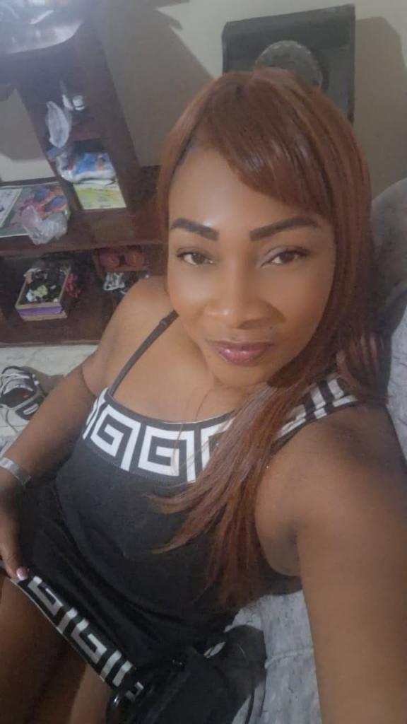 600976770: Chica busca chico en Almería