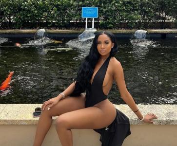 613760393: Chica busca chico en Madrid