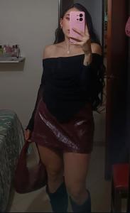 673745583: Chica busca chico en Barcelona