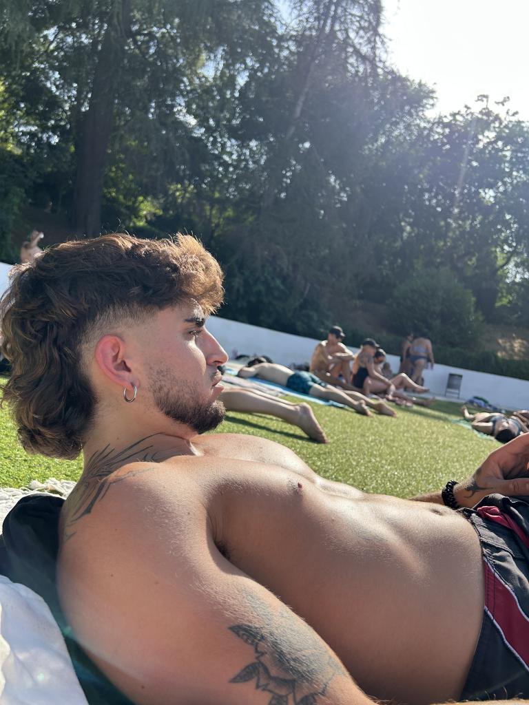 711208390: Chico busca chica en Madrid