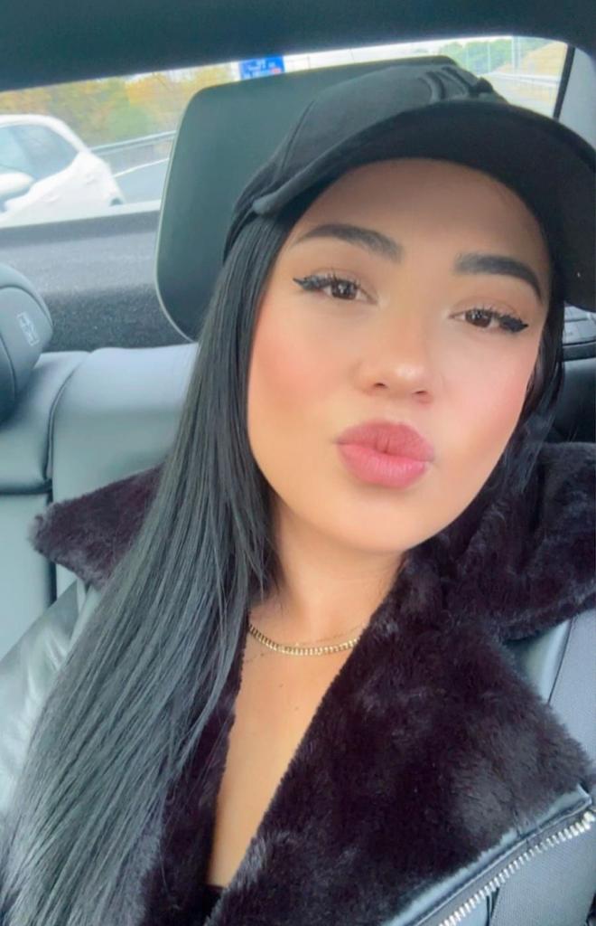 614068541: Chica busca chico en Madrid