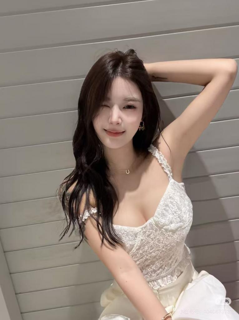 641347896: Chica busca chico en Madrid