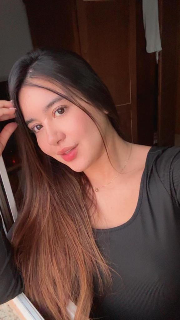 631329886: Chica busca chico en Valencia