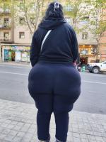 672927592: Chica busca chico en Madrid