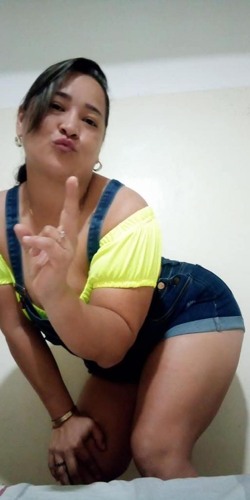 614759034: Chica busca chico en Huelva