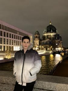 607157425: Chico busca chica en Vizcaya