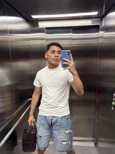 631232992: Chico busca chica en Barcelona