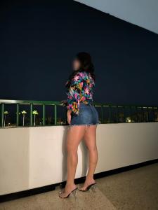 661478972: Chica busca chico en Madrid