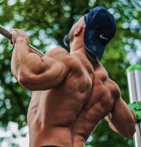 637908522: Chico busca chica en Málaga