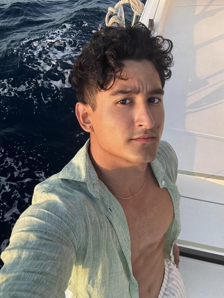 664407620: Chico busca chica en Granada