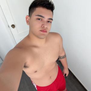 695091078: Chico busca chica en León