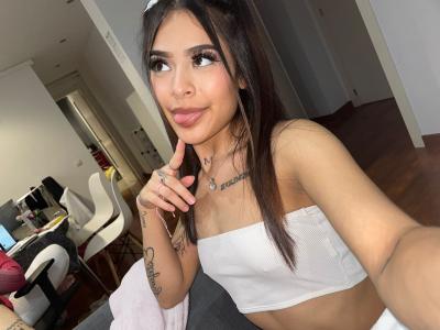 661506592: Chica busca chico en Barcelona