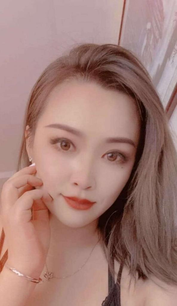 603908989: Chica busca chico en Pontevedra