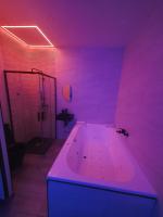 677680640: Chica busca chico en Murcia