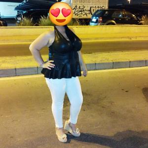 647898091: Chica busca chico en Alicante