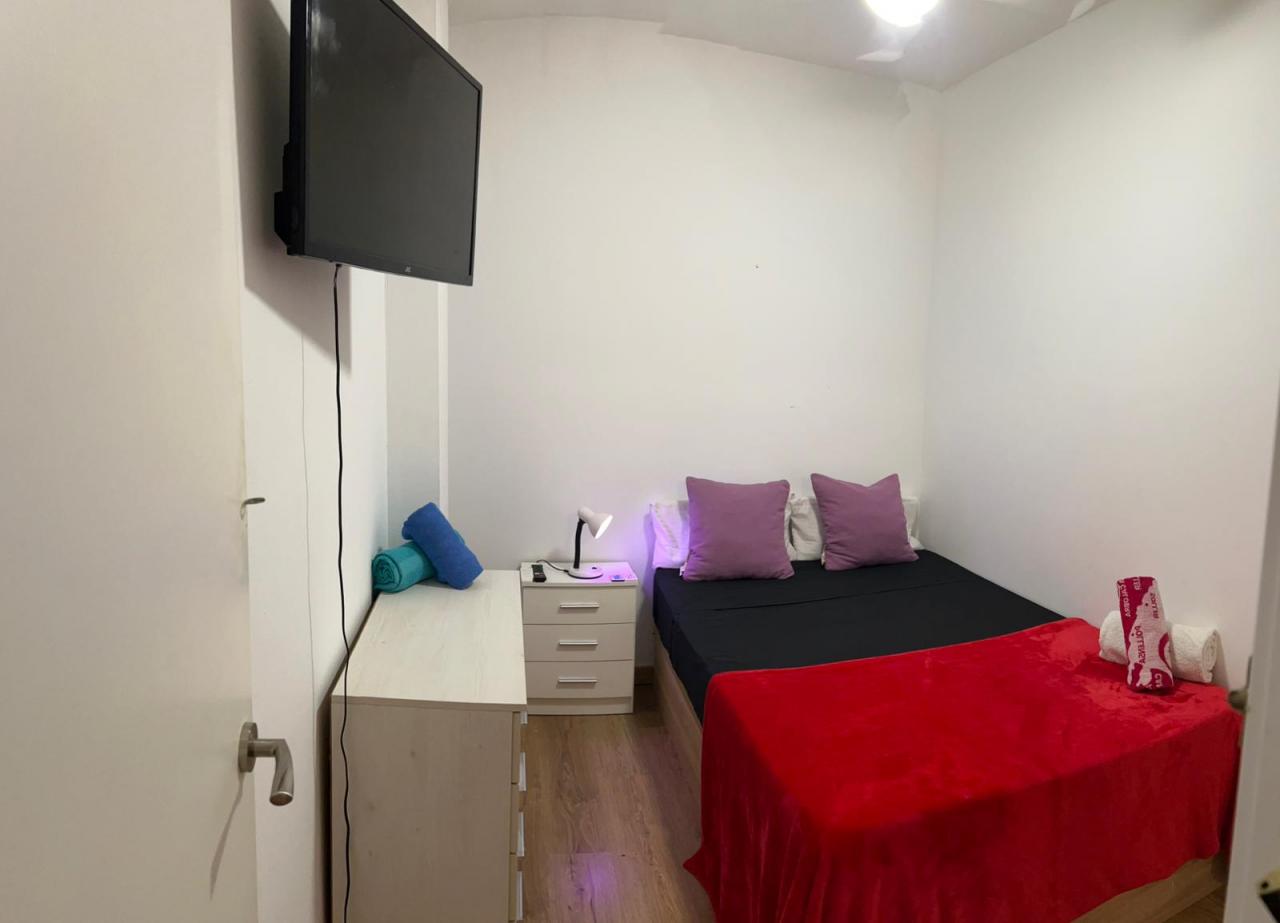 671887671:  en Barcelona