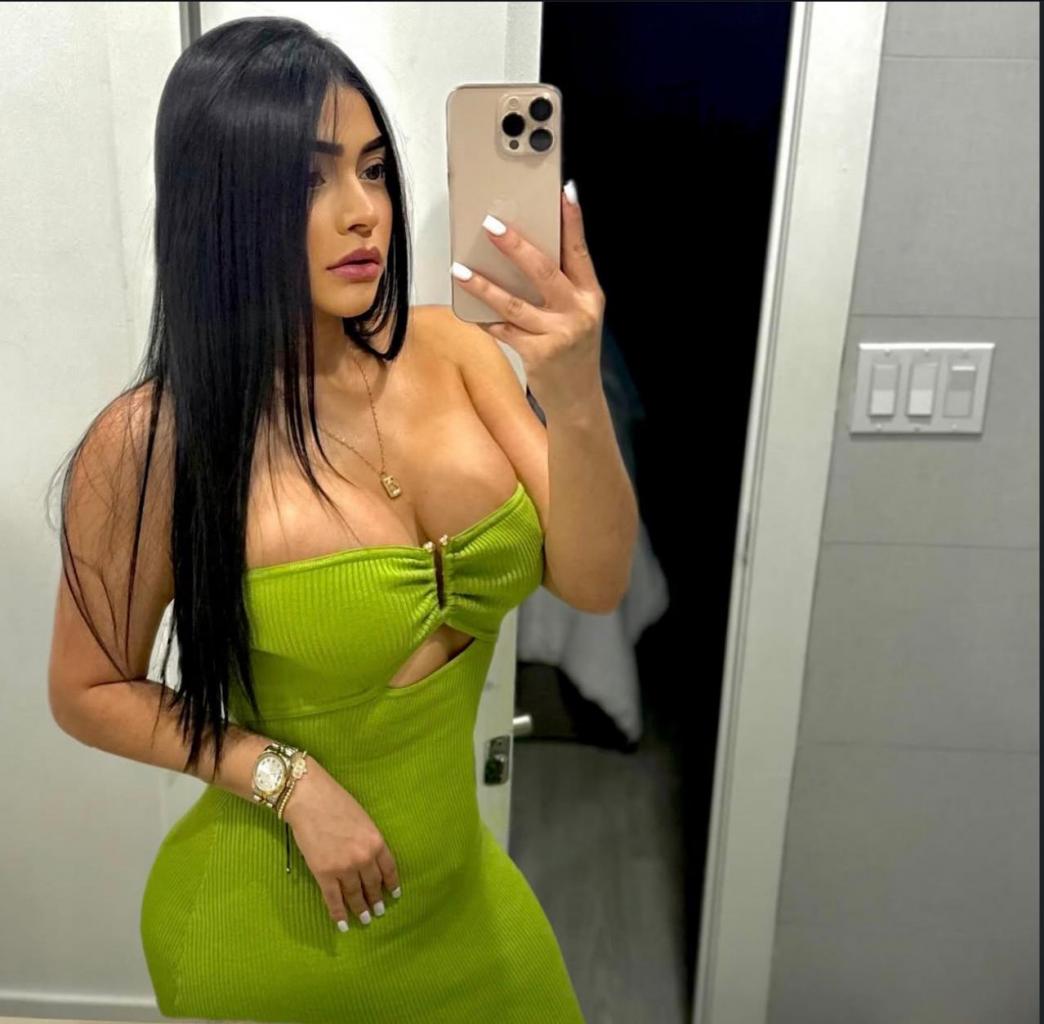 Chica busca chico en Tenerife: 