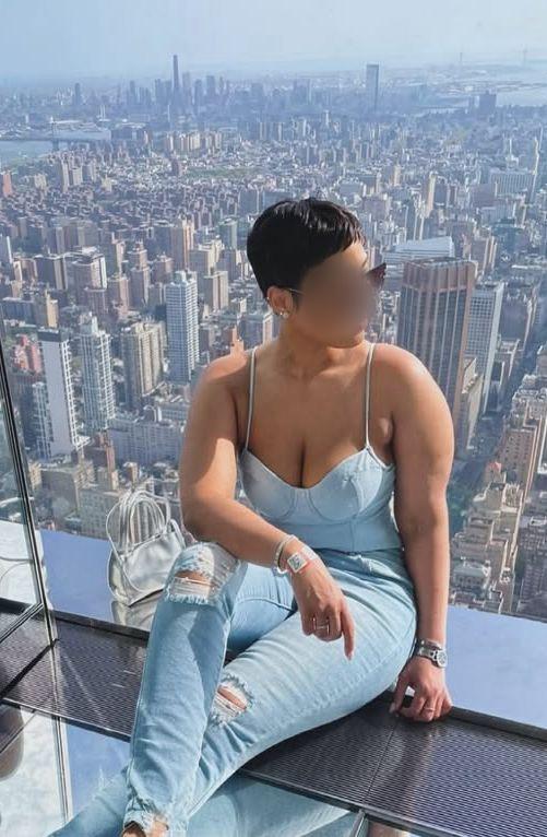 624182100: Chica busca chico en Murcia