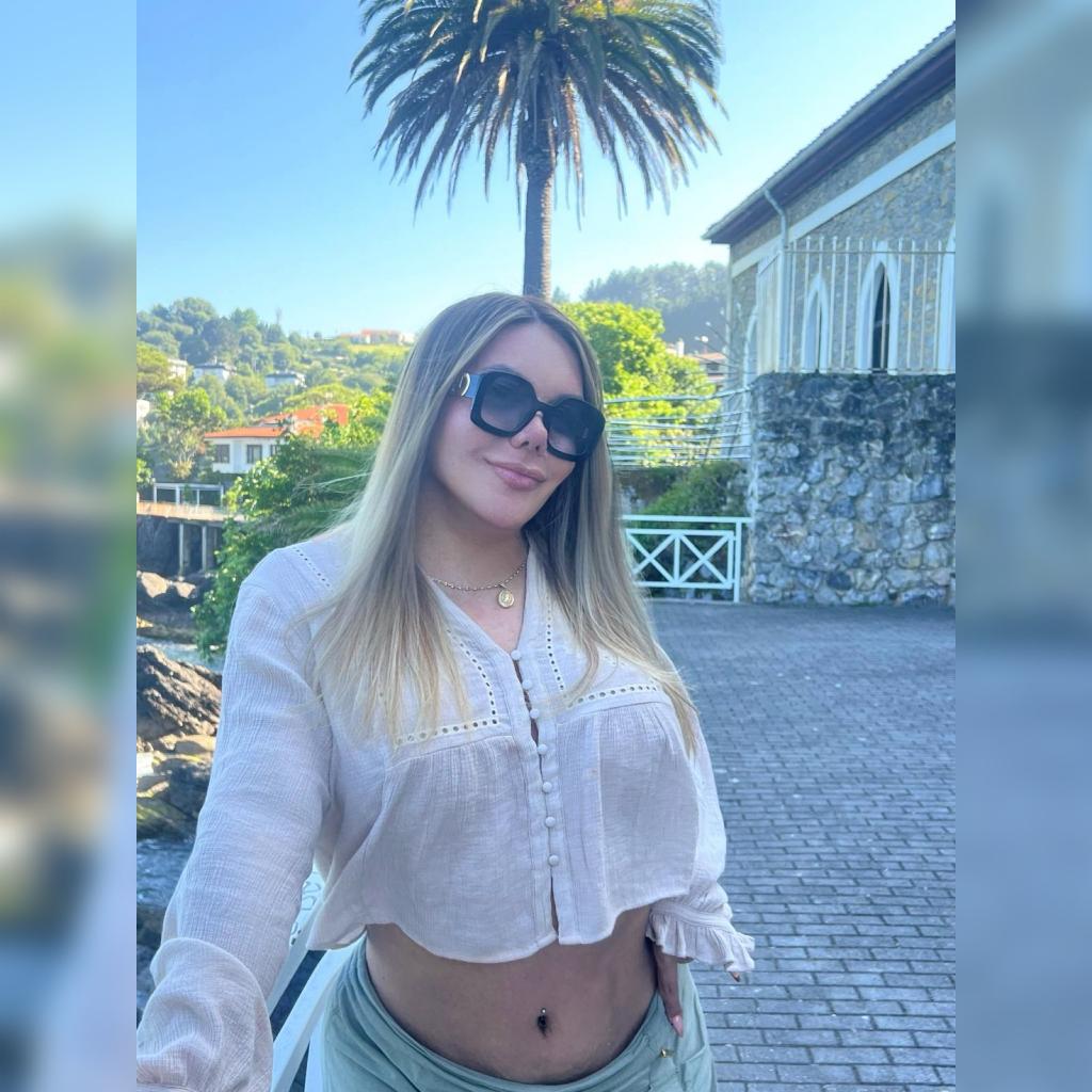 611317682: Transexual en Sevilla