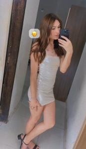 663114616: Chica busca chico en Málaga