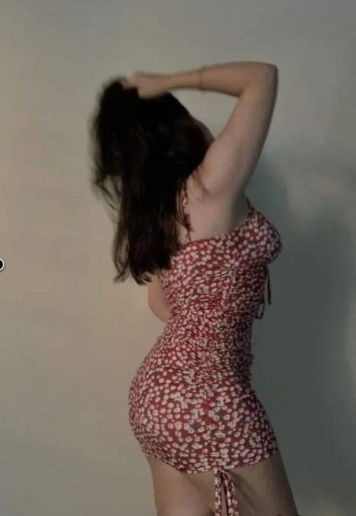 654861325: Chica busca chico en Málaga