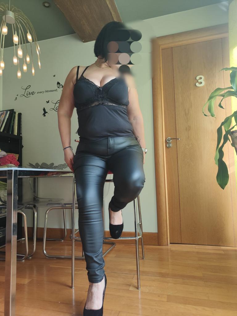 602876046: Chica busca chico en León