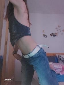 633762040: Chica busca chico en Tarragona