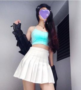 669547079: Chica busca chico en Gerona