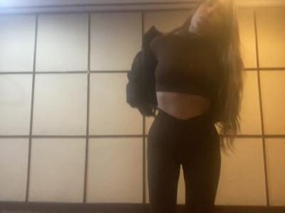 631803291: Chica busca chico en Madrid