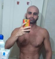 610657829: Chico busca chica en Melilla