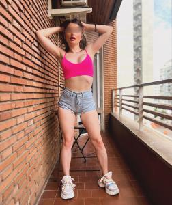 610780307: Chica busca chico en Madrid