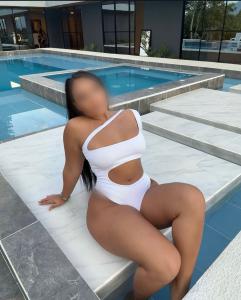 611250783: Chica busca chico en Madrid