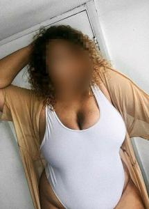 613207904: Chica busca chico en Málaga