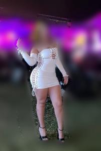 615684423: Chica busca chico en Madrid