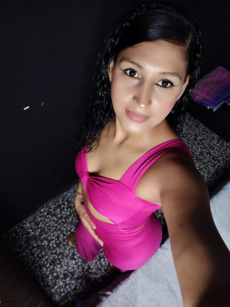 663116157: Chica busca chico en Málaga