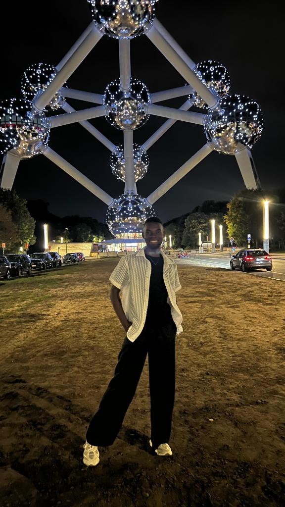 Chico busca chica en Cantabria: 